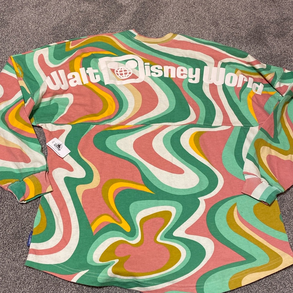 Walt Disney Workd Spirit Jersey size medium